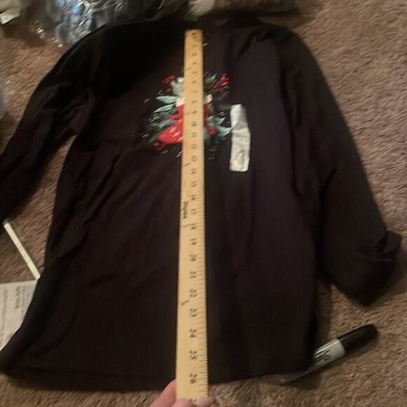 Women's Croft & Barrow Holiday Long Sleeve NEW SZ M black long sleeve Christmas - Picture 9 of 10